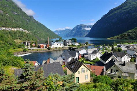 Hellesylt travel | Norway - Lonely Planet