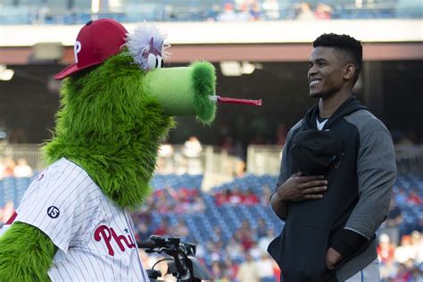 Phillies: 3 Chaotic Phillie Phanatic Moments You Missed Last Night