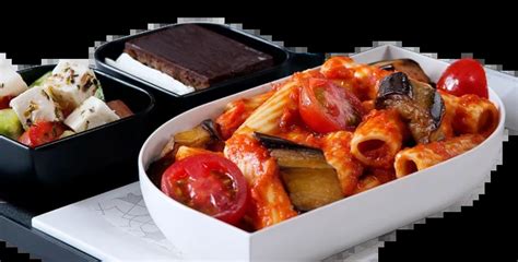 Turkish Airlines Food Menu (Pics) -Meals Options & Snacks