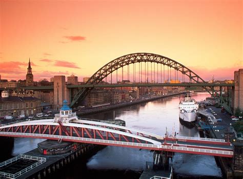 Download Tyne Bridge Man Made Bridge Wallpaper