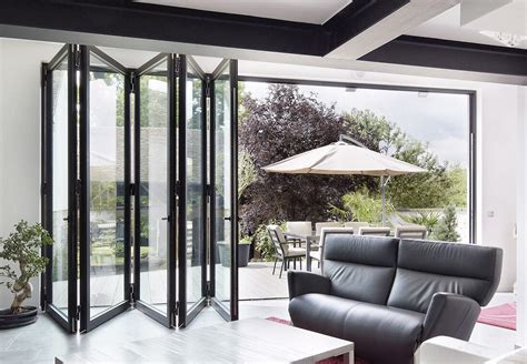 The Comprehensive Guide to Frameless Sliding Glass Doors