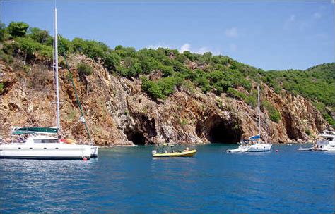 Luxury Yachting in the BVI