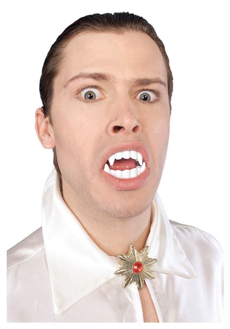 PLASTIC FAKE VAMPIRE TEETH : Halloween Props – Mike's Magic Shop Australia