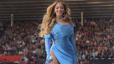 Beyonce Wears A Blue Dress With The Highest Slit During Her Renaissance ...