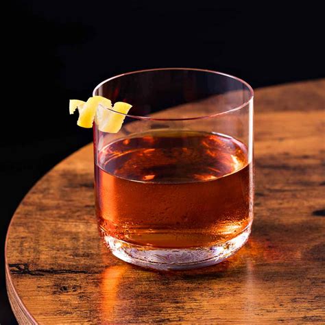 Perfect Sazerac Cocktail Recipe | Cocktail Society