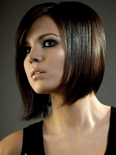 25 Short Hairstyles for Double Chin Faces | Hairdo Hairstyle