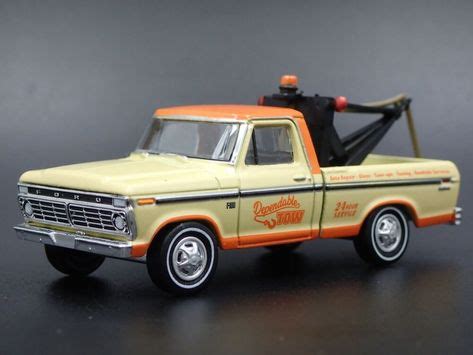 32 Tow Trucks 1:64 Die Cast Diorama ideas | tow truck, towing, diecast model cars