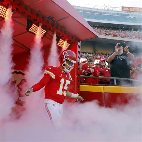 Patrick Mahomes Is the NFL’s Half-Billion Dollar Quarterback. He’s Still a Bargain. - WSJ