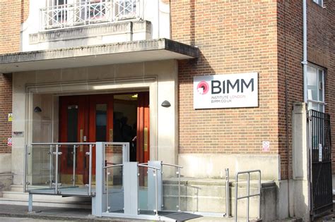 BIMM - British & Irish Modern Music Institute London (London, United Kingdom) - apply for a camp ...