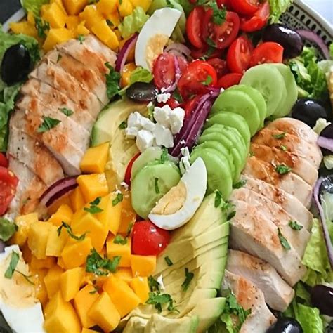 CHICKEN MANGO AVOCADO SALAD | superfashion.us