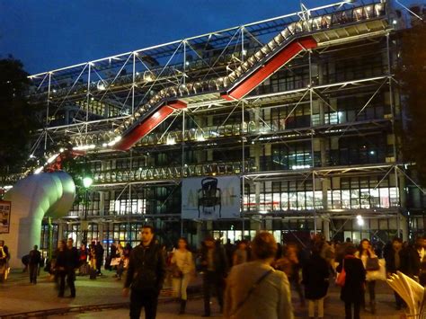 Daily Photo in Paris: Beaubourg at night