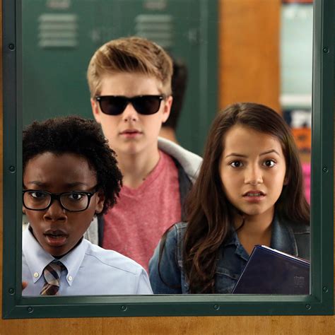 ‘100 Things to Do Before High School,’ on Nickelodeon - The New York Times