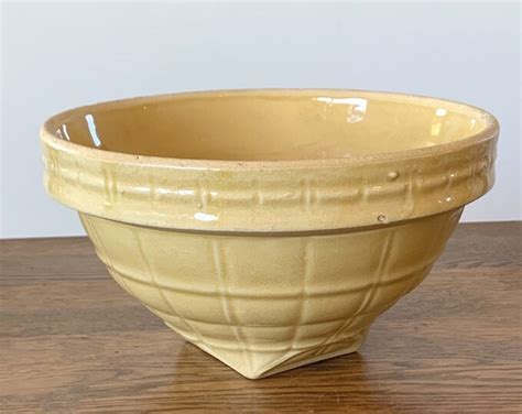 Mccoy Yellow Pane Mixing Bowl, 8 Shield Mark - Etsy