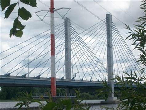 Pont de l'A25 - Montréal (Qc) Canada - Suspension Bridges on Waymarking.com