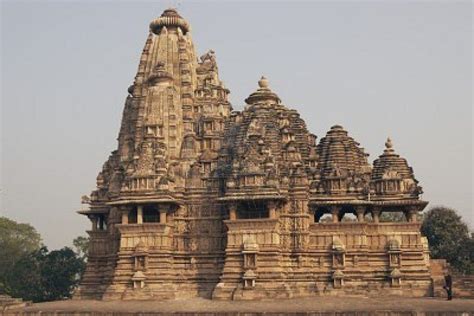 Vishvanatha Hindu Temple, India. 11th Century AD. | Hindu temple, 11th century, Century