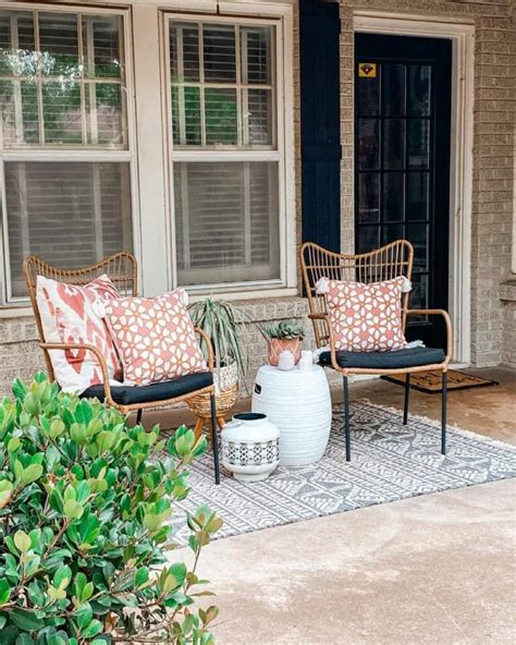 Front Porch With Pink and White Accent Cushions - Soul & Lane