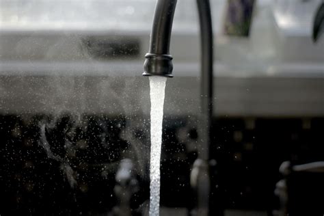 HDB | MNH – 6 Tips to Reduce Water Wastage