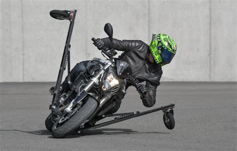 Lean Angle Training 1.0 | Motorcycle | Fresh Up Driving GmbH (EN)