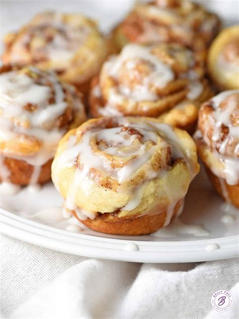 Easy Mini Cinnamon Rolls - Belly Full