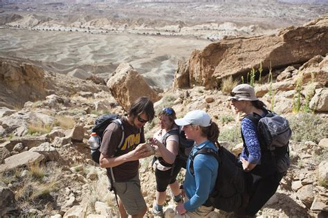 ¿Cuál es la diferencia entre geología, geociencia y ciencias de la tierra?