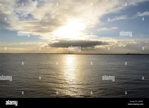 humber estuary, river humber Stock Photo - Alamy