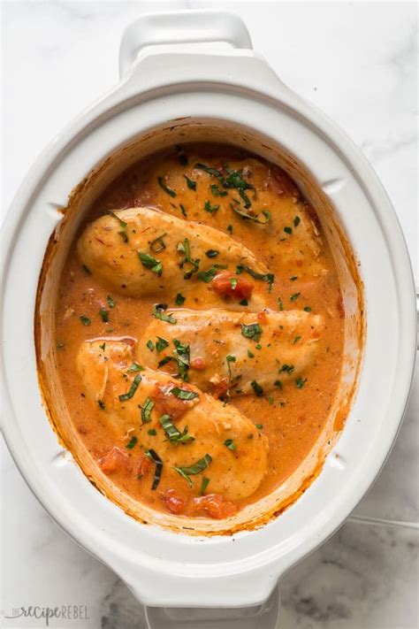 Slow Cooker Creamy Tomato Basil Chicken Recipe