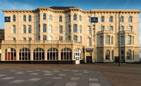 11 photos : Blackpool has the UK's most affordable hotels and B&Bs ...