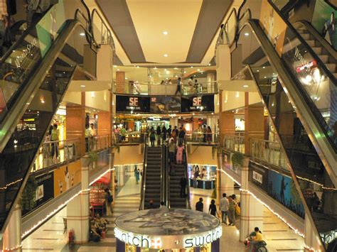 Inside Garuda Mall, Bangalore | Marc Smith | Flickr