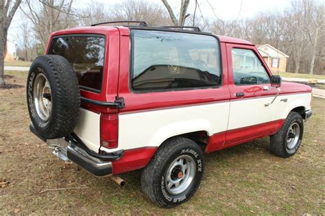 1989 Ford Bronco 2 XLT for sale: photos, technical specifications, description