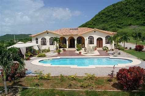 arquitectura casas modernas puerto rico - Google Search | Luxury pool, Guanica, Tropical houses