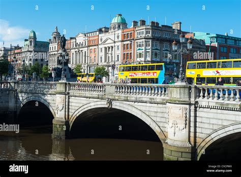 Dublin City. O’Connell Bridge, built 1880, over the River Liffey leading to O’Connell Street ...