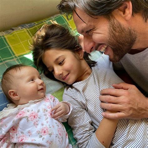 Interesting Facts And Photos About Shahid Afridi Family - StarBiz.com