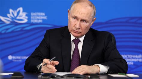 Putin Takes Part in Plenary Session of Eastern Economic Forum 2023 in ...