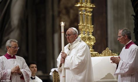 Pope Francis leads solemn Easter Vigil ceremony in Rome | Daily Mail Online