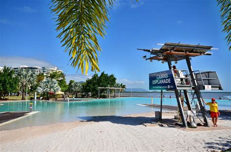 Cairns Accommodation |Cairns Packages | Cairns Hotels | Cairns Resorts