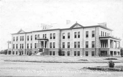 Page County, Iowa: Men's Cottage MHI