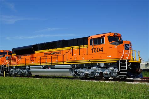 7022 EMD SD70ACe, BNSF #9148, Swoosh Scheme, Paragon4