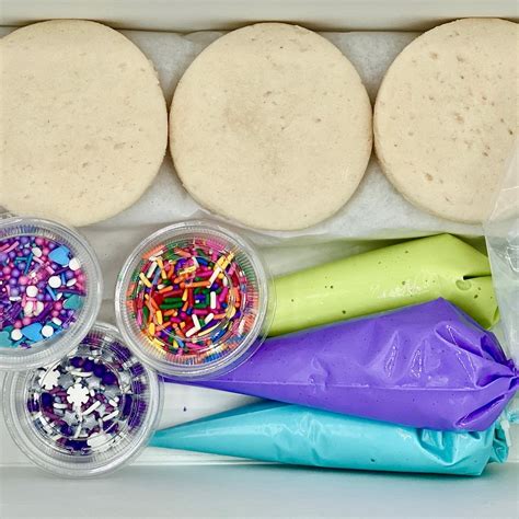 DIY 12 Cookie Decorating Kit – Sweet Freedom Bake Shop