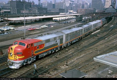 RailPictures.Net Photo: ATSF 33C Atchison, Topeka & Santa Fe (ATSF) EMD ...