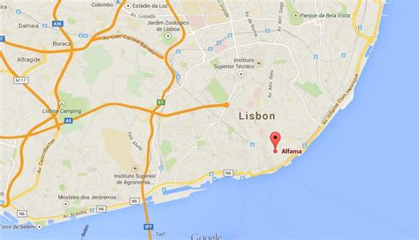 Where is Alfama on map Lisbon