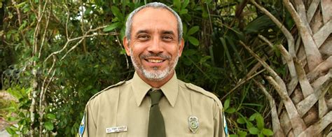 Henry Gonzalez Receives Park Ranger of the Year Award | Florida State Parks