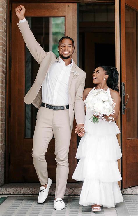 Simone Biles Marries Jonathan Owens