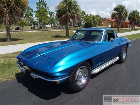 TheVetteNet.com - 1967 Corvette Coupe Marina Blue