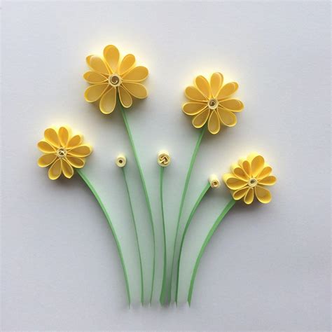 paper quilling beginners #paperquilllingbeginnerspattern in 2020 | Paper quilling flowers, Paper ...