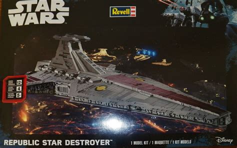 Revell Star Wars Model Kit: Republic Star Destroyer (6458) | www.toysonfire.ca