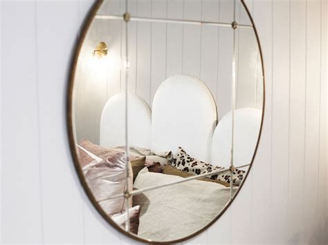 9 Ways Mirrors Can Be Used to Craft Magical Optical Illusions