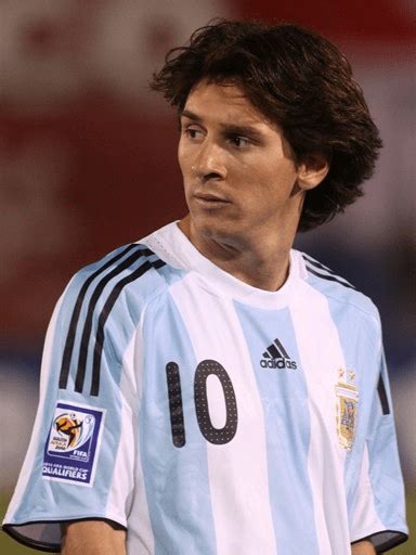 35 Most Popular Lionel Messi Haircuts Copied by His Fans