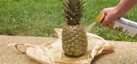 Friendly Pineapple Centerpiece - American Lifestyle Magazine