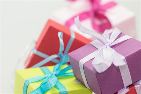 5 idées pour un emballage cadeau réussi ! - Et Aurélie Alors - Blog ...