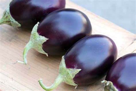 17 Eggplant Varieties You'll Want in Your Crop Mix - Growing Produce